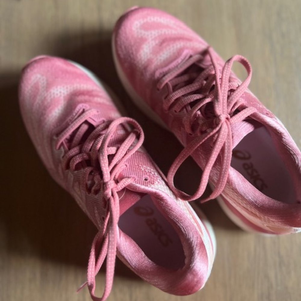 Asics Gel-Nimbus Size 7.5 Pink Womens Sneakers